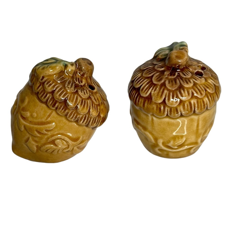 Vintage 70s Porcelain Acorn Salt and Pepper Novelty Shaker Set